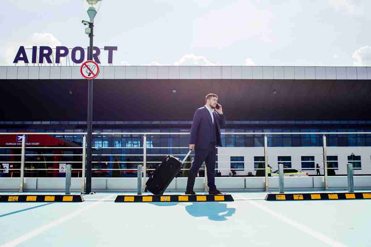 Online Booking System for Corporate Airport Transfers 