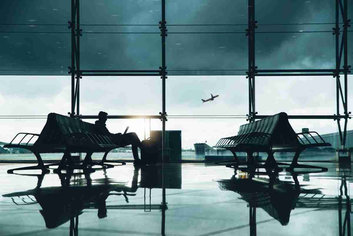Premium Chauffeur Service for Corporate Clients 